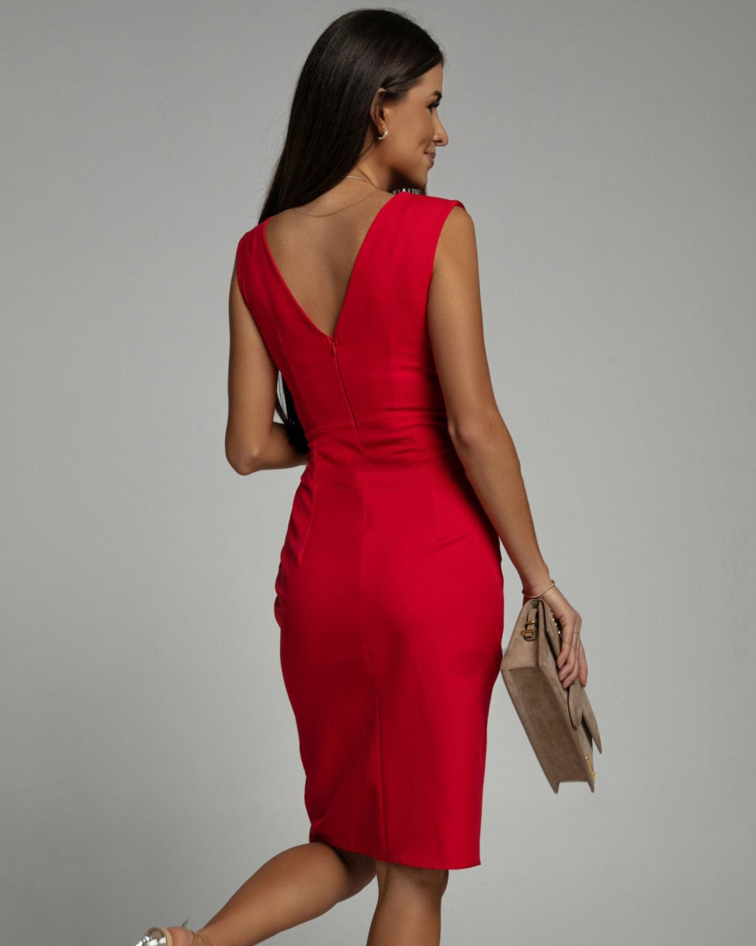 Cleevanzo™ | Robe ajustée avec décolleté en V et fente