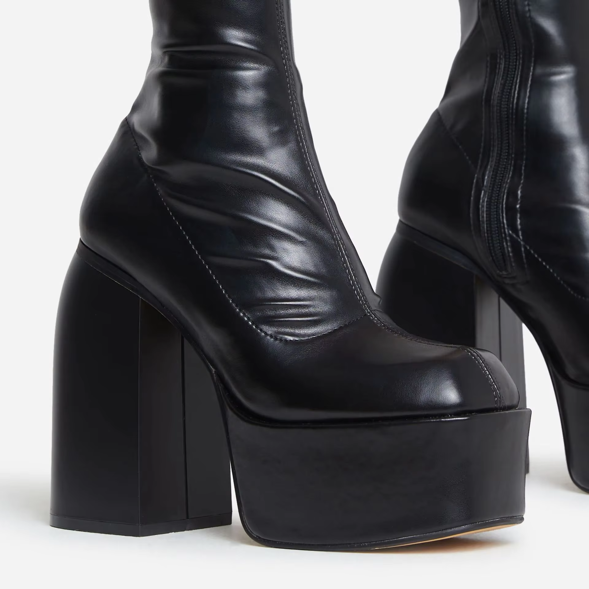 Cleevanzo™ | Talons aiguilles